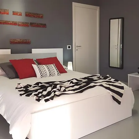 Stone's Bed & Breakfast 3*